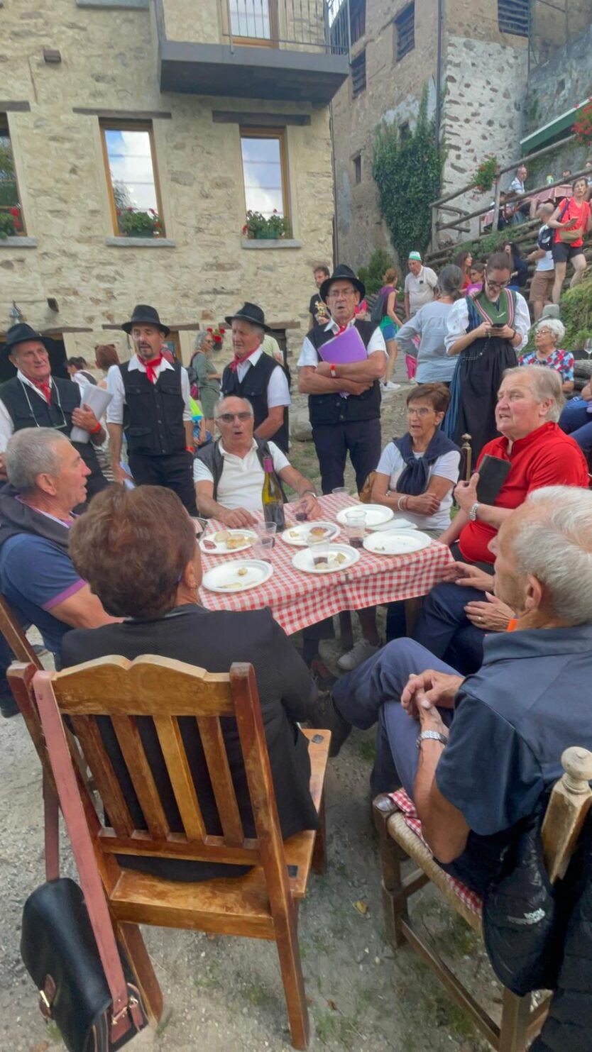 le-voci-delle-alpi-12-07-11-834x1483