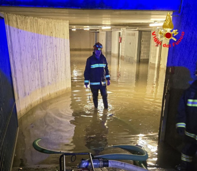 Maltempo sulla provincia di Lecco: danni e oltre 60 interventi dei Vigili del Fuoco nella notte