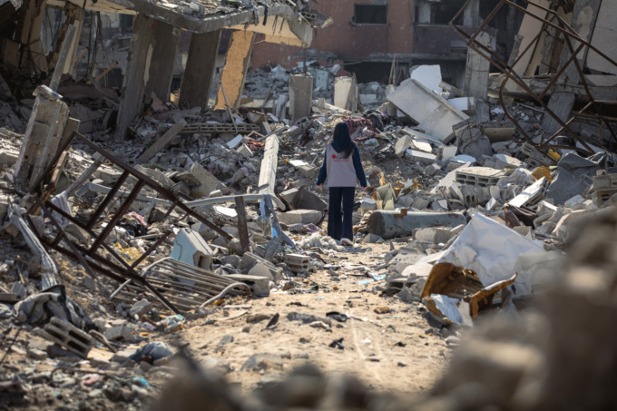 Gualzetti: “La fame usata come arma. A Gaza servono corridoi umanitari, non aiuti paracadutati”