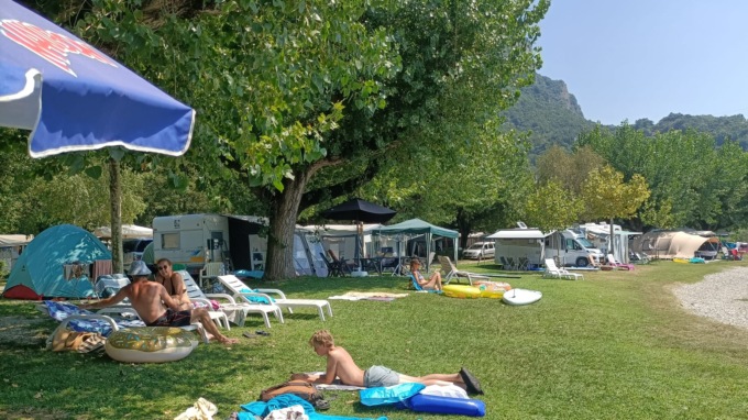 E’ esplosa l’Estate sul lago: boom di presenze al camping Rivabella