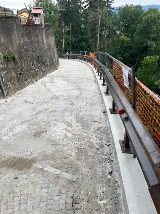 Calolzio: l’isolamento per l’abitato di via Grigne è, almeno per il momento, terminato