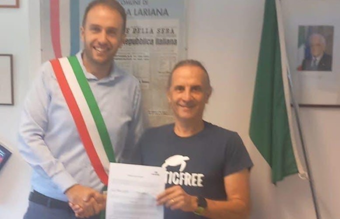 Abbadia sottoscrive il protocollo d’intesa con Plastic Free