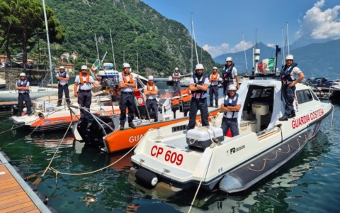Oltre 70 persone soccorse sul Lago di Como nell’operazione Laghi Sicuri 2025