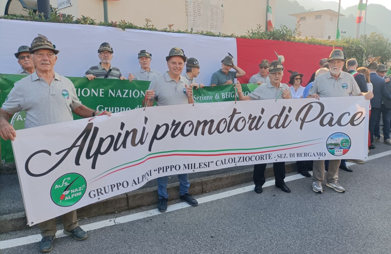 Tra memoria e futuro: i 95 anni del Gruppo Alpini Pippo Milesi accendono Calolzio