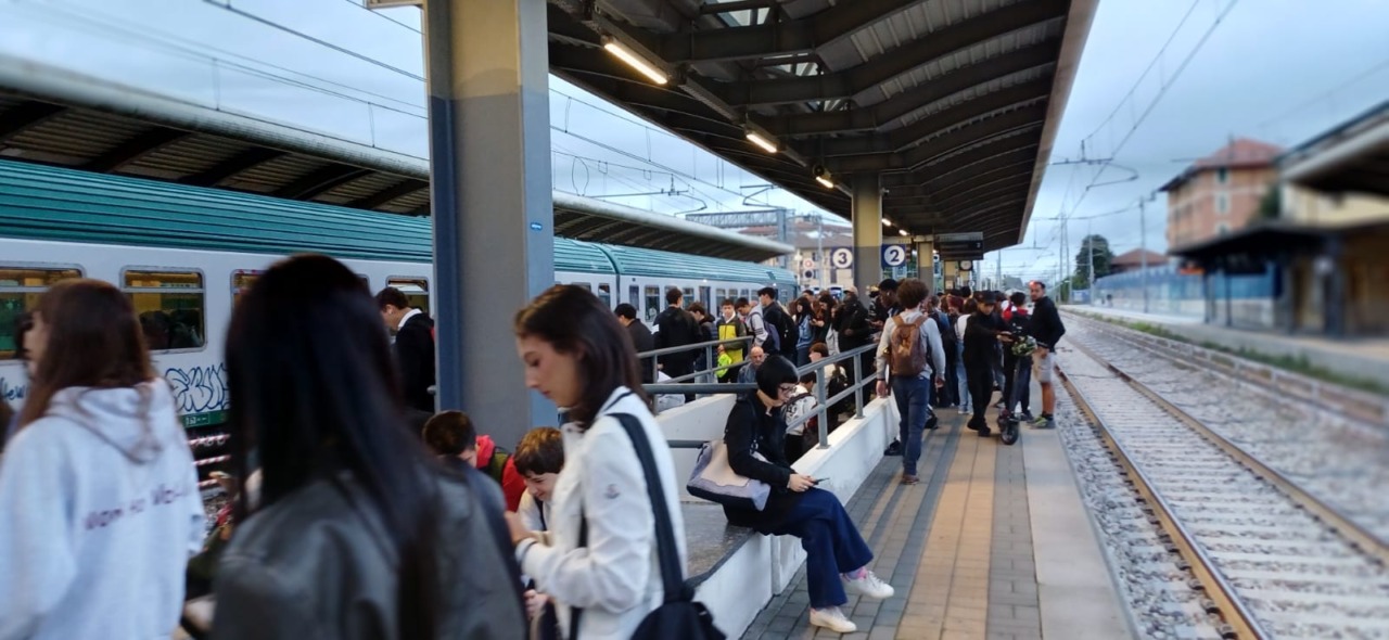 I disservizi sulla linea Tirano–Lecco–Milano “sbarcano” in Parlamento