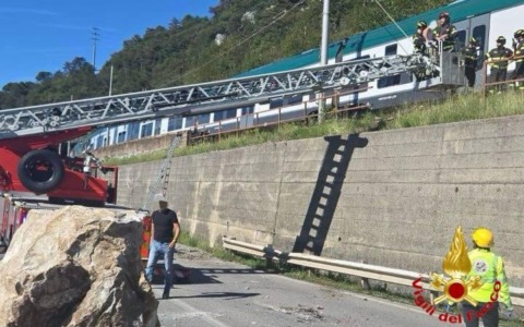 Frana sulla Lecco-Tirano, Cgil: “Ennesimo episodio di disservizi ferroviari”