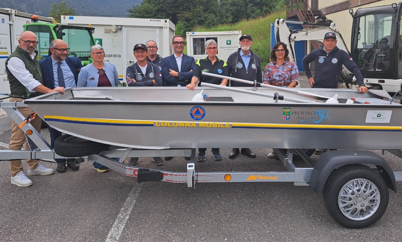 Lecco, un nuovo super-natante per la Protezione civile: “Pronti ad affrontare ogni emergenza”