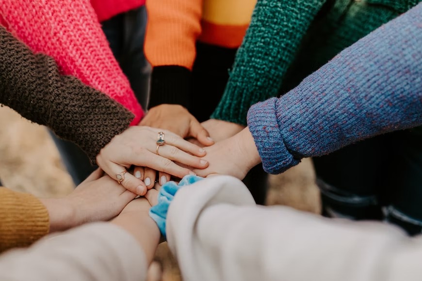 Minori in comunità: fondi ai Comuni Lecchesi