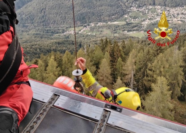 Valsassina: cercatore di funghi rischia la vita tra grandine e pioggia