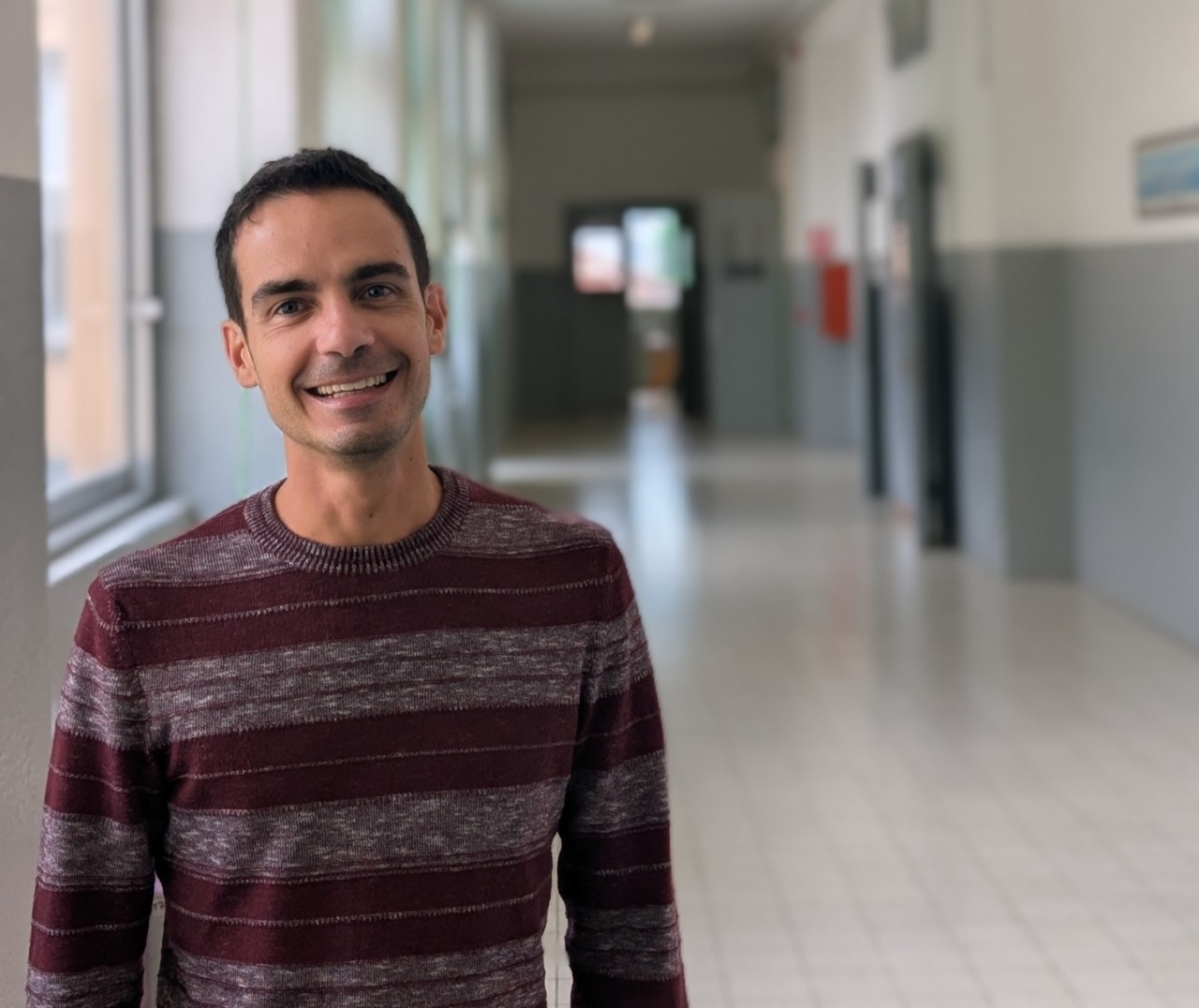 Il professor Paolo Gondoni del Badoni di Lecco vince Science on Stage Italia 2025