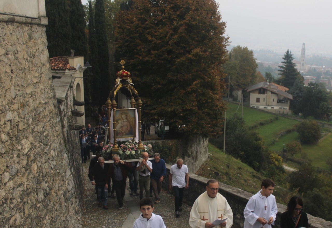 Valmadrera celebra la Madonna del Latte tra tradizione e devozione