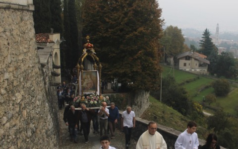 Valmadrera celebra la Madonna del Latte tra tradizione e devozione