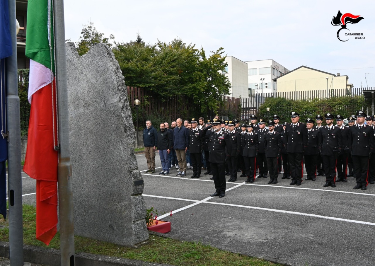 Strage di Castel d’Azzano: Lecco si stringe all’Arma