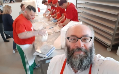 “Una Serata in Polifonia” a Lecco per  PizzAut