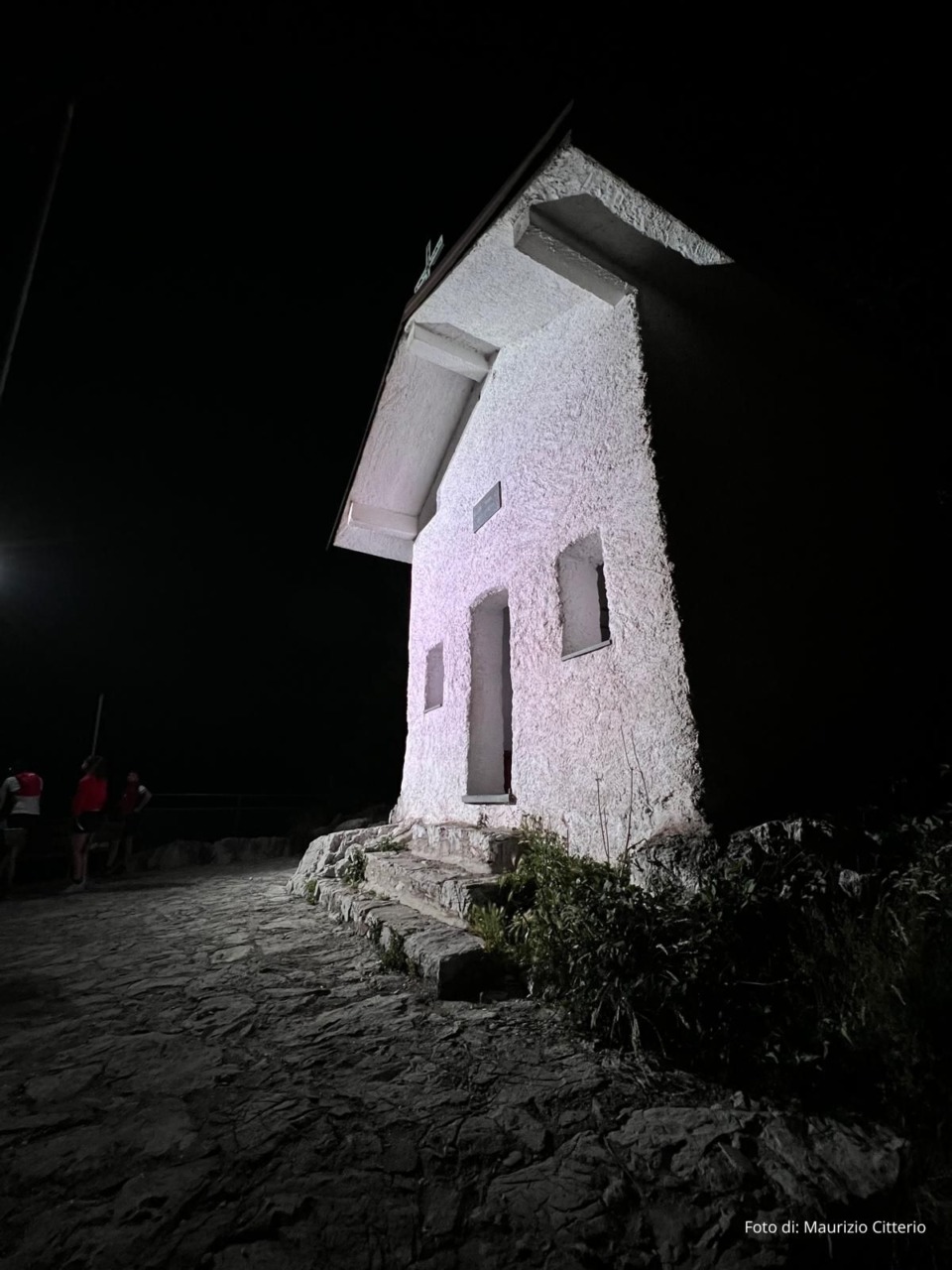 Giornata mondiale del lutto perinatale e infantile, la cappelletta del San Martino si illumina di bianco