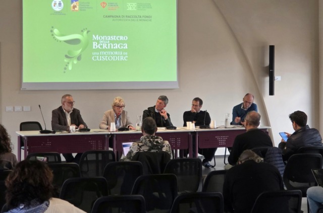 Incendio al monastero della Bernaga: lanciata una raccolta fondi