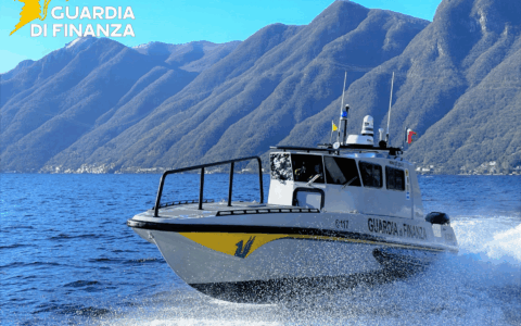 Scarichi abusivi nel Lago: due denunciati dalla Guardia di Finanza