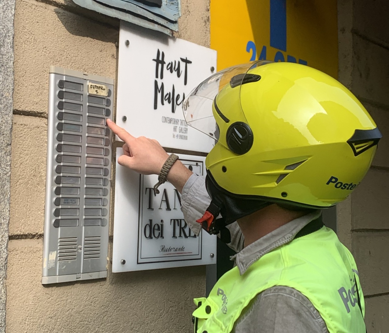 Poste Italiane cerca portalettere a Lecco