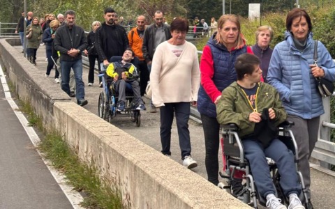 Una camminata con l’ultramaratoneta Casiraghi per i quarant’anni della cooperativa Arcobaleno