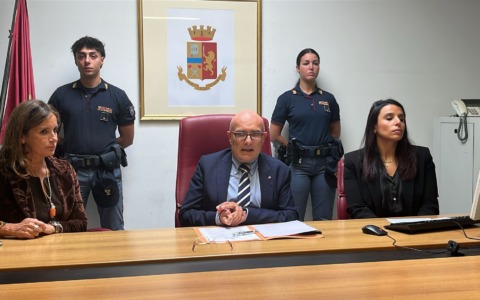 La sparatoria nei boschi svela un  giro di droga da 10mila dosi: la Polizia arresta 5 spacciatori