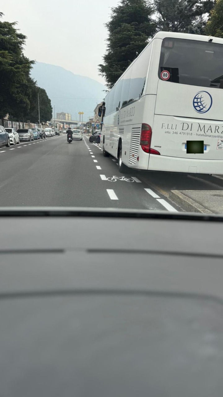 Posa di nuovi tratti di ciclabile, Boscagli: “Serve una vera visione per la mobilità lecchese, non solo chilometri di vernice sull’asfalto”