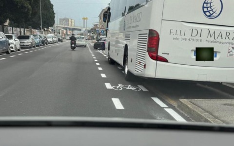 Posa di nuovi tratti di ciclabile, Boscagli: “Serve una vera visione per la mobilità lecchese, non solo chilometri di vernice sull’asfalto”