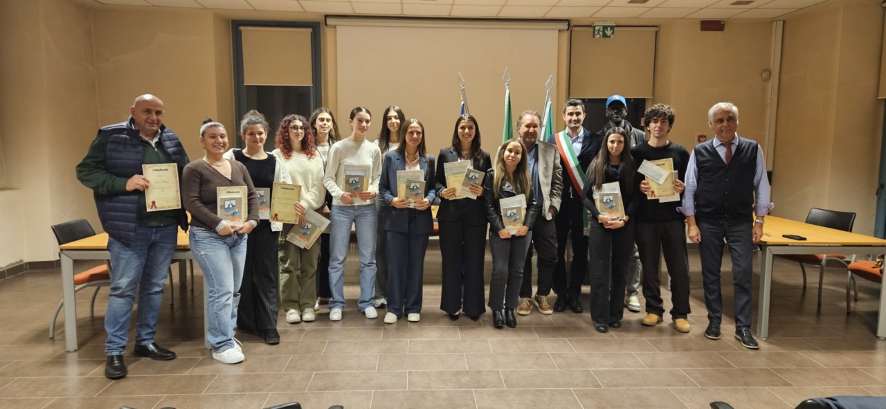 Rodacciai ha consegnato le borse di studio ai figli dei suoi dipendenti