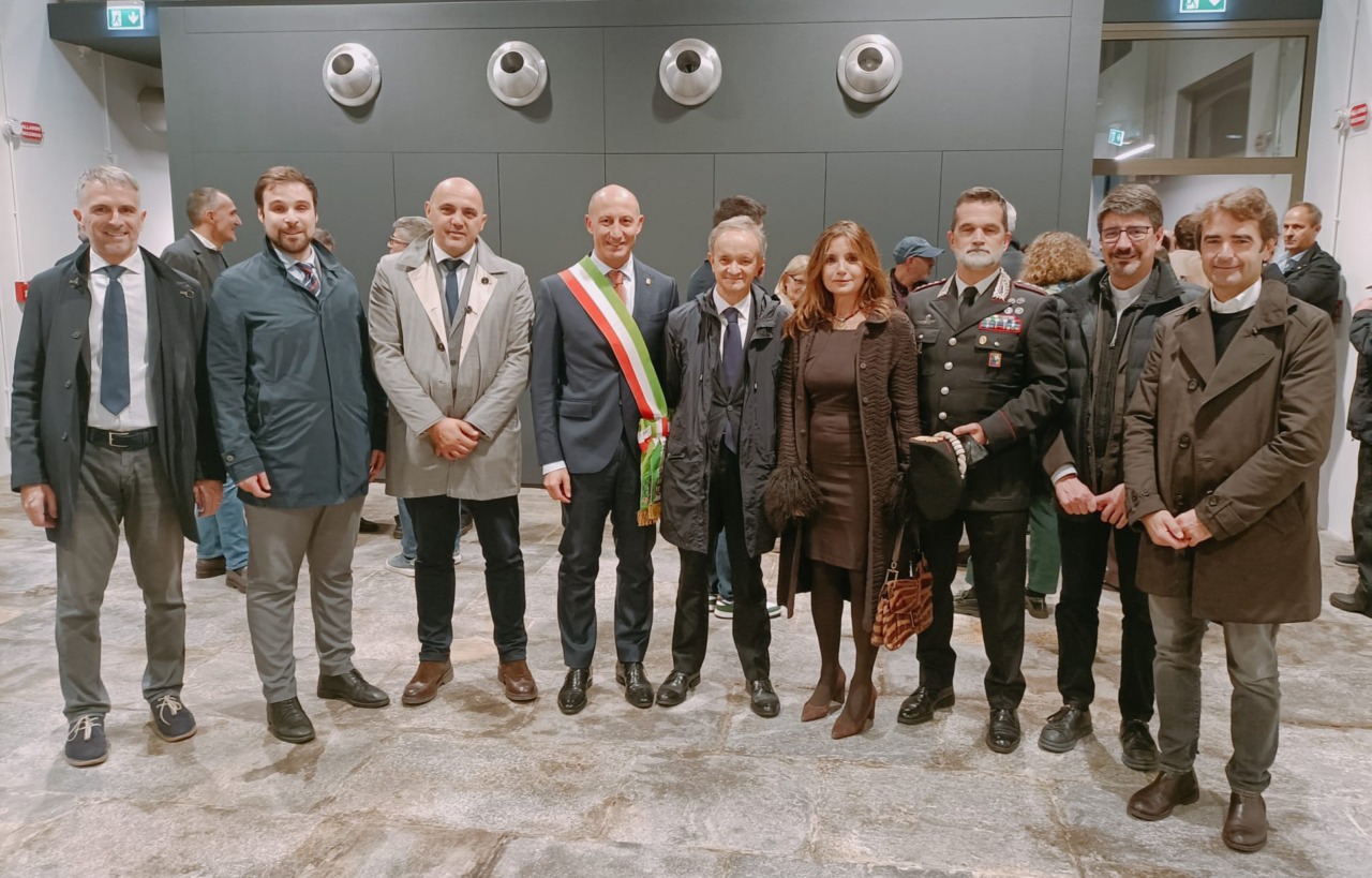 Lecco, inaugurato il nuovo spazio della Piccola: “Sarà un luogo polifunzionale”