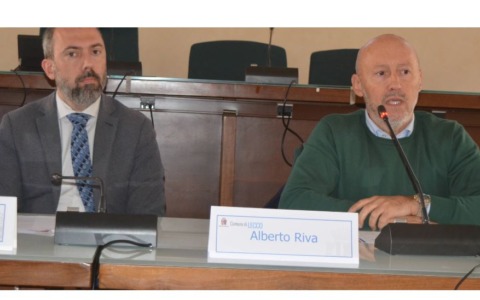 Lecco: Comune e Confcommercio collaborano per il villaggio natalizio