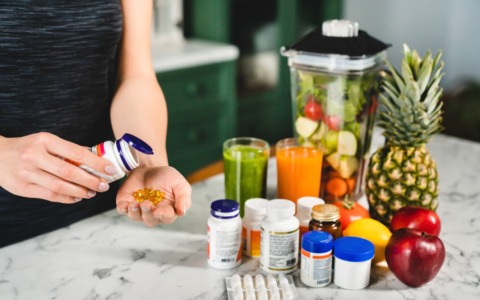 Proteine e performance: cosa dicono le evidenze e dove si colloca Scitec Nutrition