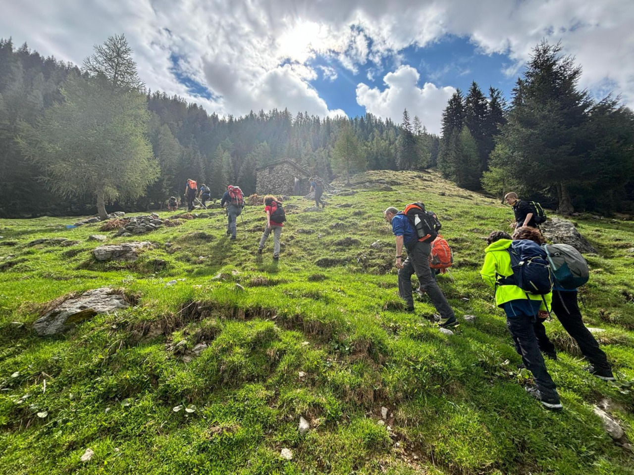 Lecco: il gruppo di Alpinismo Giovanile del CAI  cerca accompagnatori