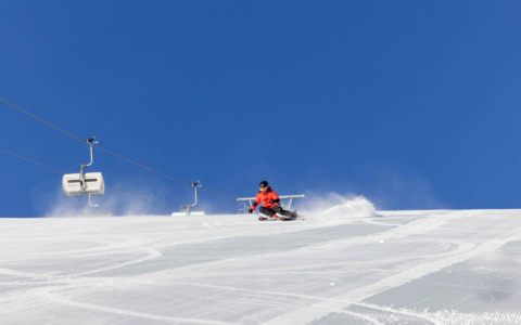 Livigno, la stagione invernale inizia il 29 novembre: sci sulle piste dei Giochi