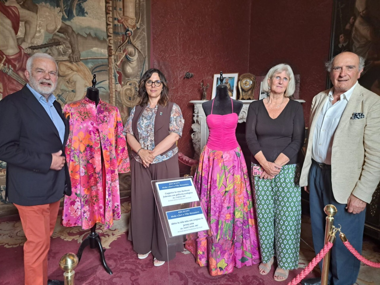 Ultimi giorni per visitare la mostra “Ken Scott – Moda e fiori a Villa Monastero”