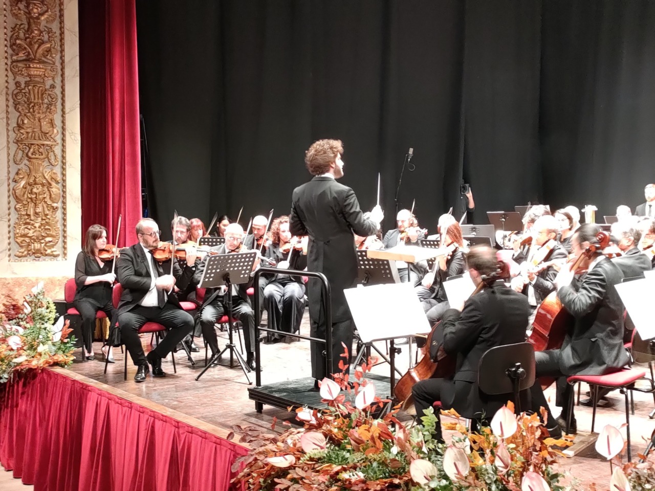 Lecco, si rialza il sipario del Teatro della Società: l’inaugurazione con l’Orchestra Sinfonica di Milano