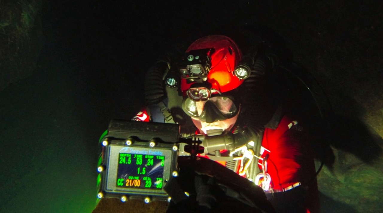 Monti Sorgenti: un viaggio nelle profondità della terra con lo speleo sub Casati