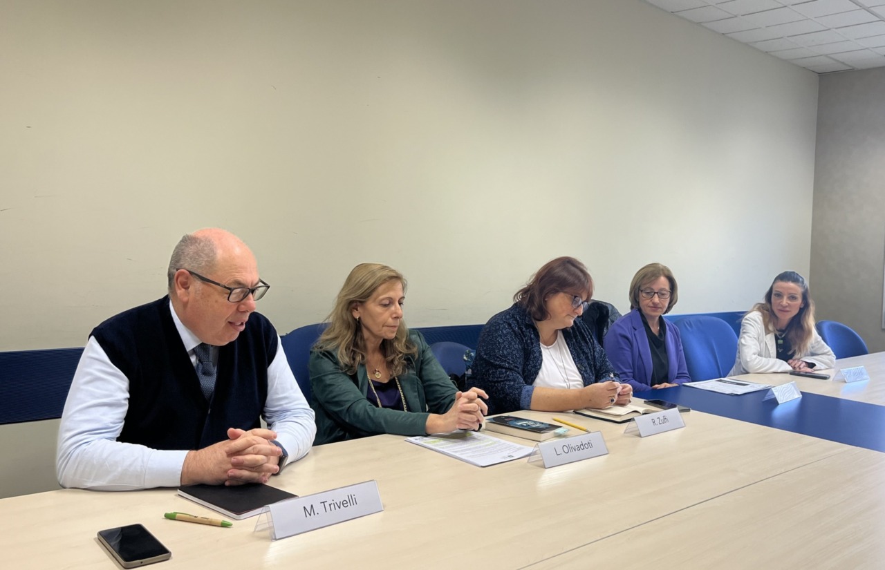 Un incontro e una mostra al Manzoni per la Giornata contro la violenza di genere