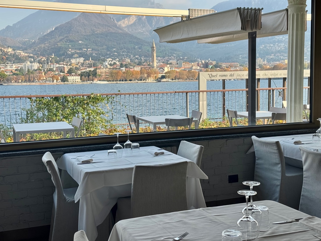Da Giovannino Bistrot con pizza e People Cocktail Bar & Café: pranzo e cena vista lago