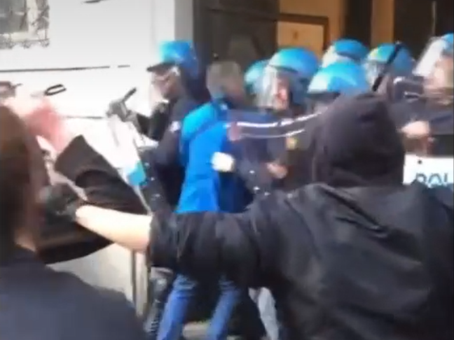 Assalto al Municipio di Lecco: 17 indagati dopo gli scontri del 28 aprile