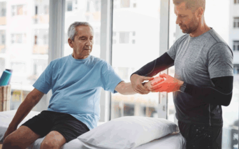 “A tu per tu con la salute”: ultimi due appuntamenti dedicati agli over 65