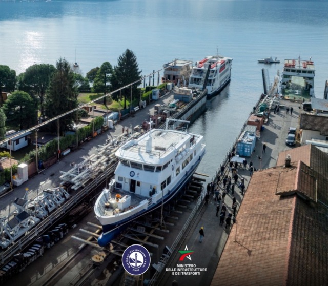 Varata a Dervio la nuova motonave ibrida per il Lago di Como