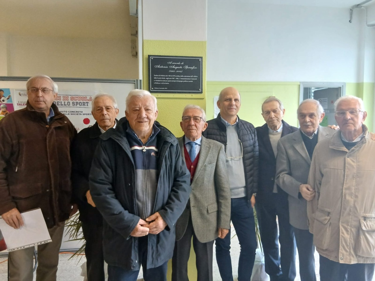 All’Istituto Comprensivo di Molteno inaugurata una targa in ricordo dell’ex sindaco Spreafico