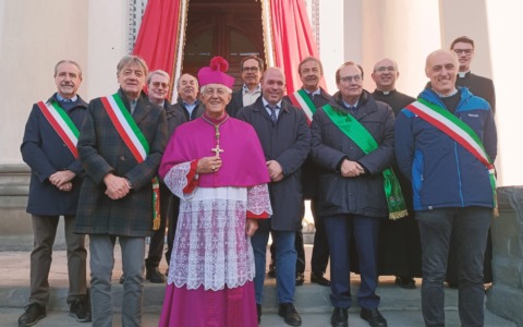 Solenne pontificale a Calolzio per la festa di San Martino Vescovo