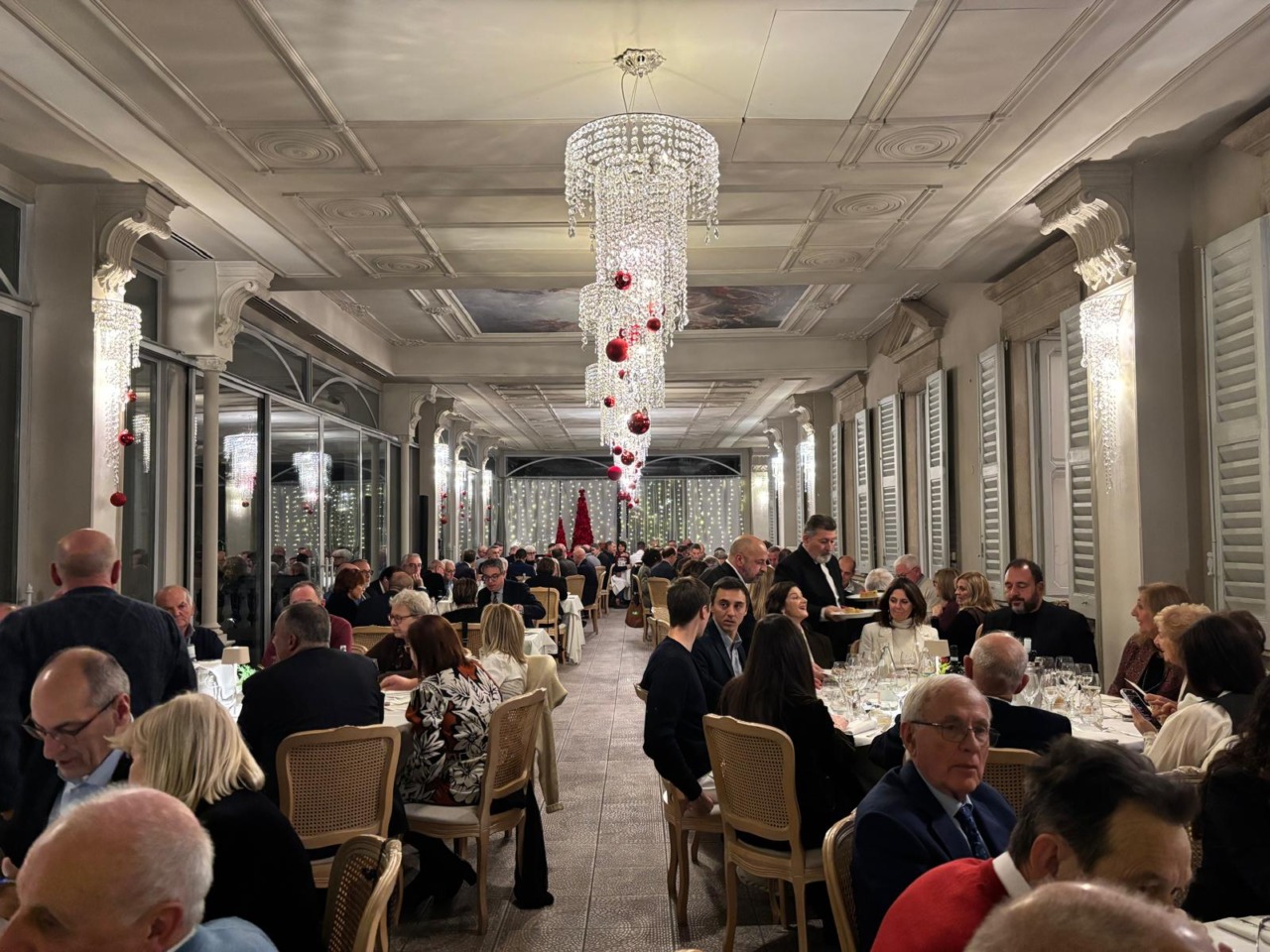 Valmadrera unita per il bene comune: in 125 alla “Cena degli imprenditori e della solidarietà”