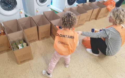 Colletta alimentare: ondata di solidarietà a Lecco