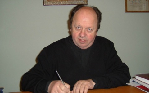 Addio a don Enrico Baramani, storico parroco di Viganò