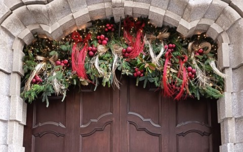 La magia del Natale sul lago: aperture straordinarie a Villa Monastero