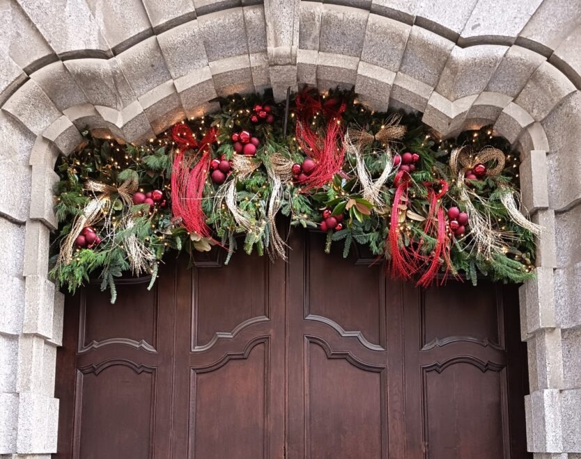 La magia del Natale sul lago: aperture straordinarie a Villa Monastero