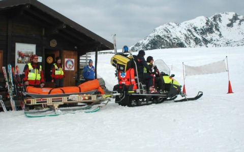 Quattro interventi in una giornata intensa sui Piani di Bobbio: soccorritori al lavoro tra cadute e infortuni