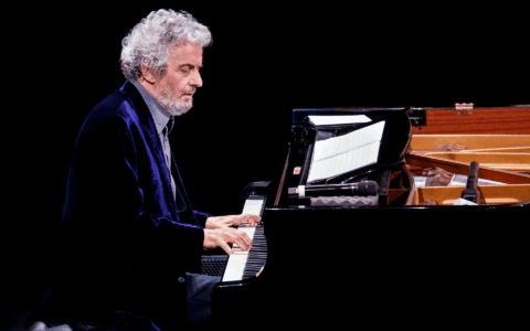 Teatro della Società: il maestro Piovani a Lecco con “Note a Margine”