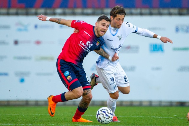 Secondo tempo stregato: il Lecco non spegne il “Lume”